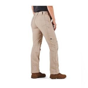 5.11 Tactical Apex Cargo Pants in Khaki *Like New*